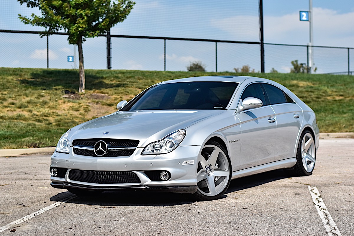 Mercedes-Benz CLS55 AMG with 